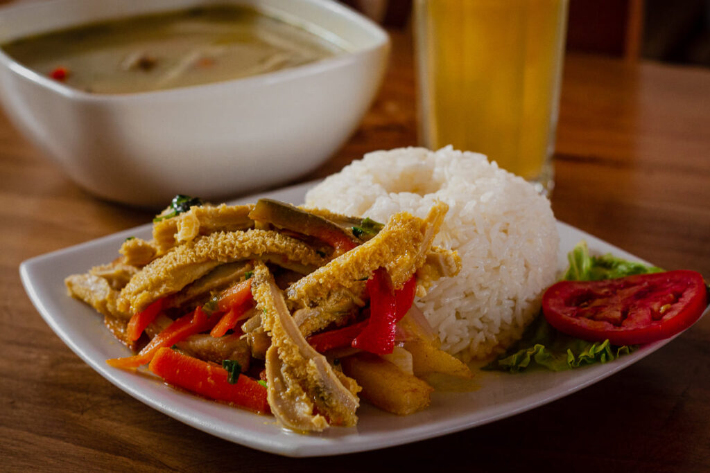 almuerzos económicos: mondonguito